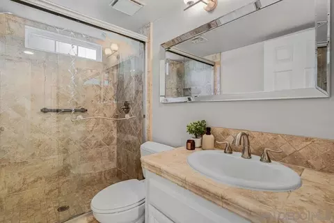 Bath - 598 Rockport Ct, Encinitas, CA 92024 photo 1 of 4