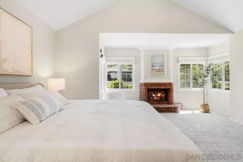 Bedroom - 598 Rockport Ct, Encinitas, CA 92024 photo 3 of 4