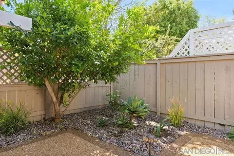 Exterior - 598 Rockport Ct, Encinitas, CA 92024 photo 8 of 11