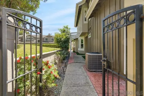 Exterior - 598 Rockport Ct, Encinitas, CA 92024 photo 2 of 11