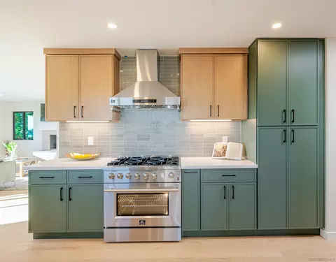 Kitchen - 4303 Sheldon Dr, La Mesa, CA 91941 photo 4 of 5