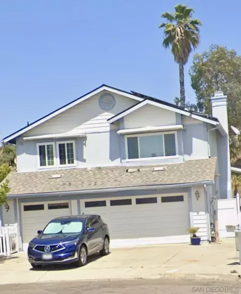 9167 Berkview Ln, Spring Valley, CA 91977