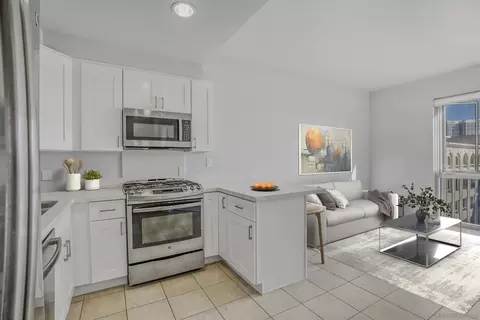 445 Island Ave #706, San Diego, CA 92101