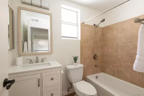 2794 Woodwind Rd, Carlsbad, CA 92008 photo 18