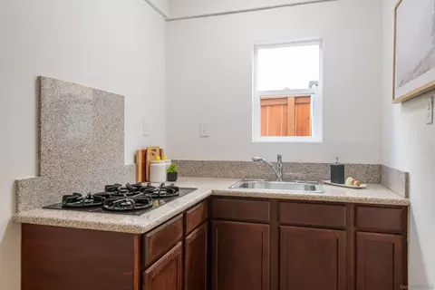 2794 Woodwind Rd, Carlsbad, CA 92008 photo 27