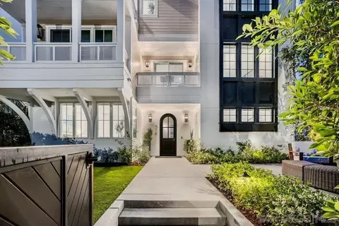 Exterior - 478 Orange Ave, Coronado, CA 92118 photo 12 of 23
