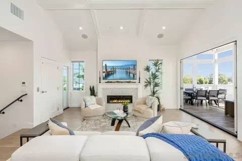 Living - 478 Orange Ave, Coronado, CA 92118 photo 6 of 8