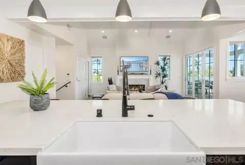 Kitchen - 478 Orange Ave, Coronado, CA 92118 photo 4 of 6
