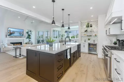 Kitchen - 478 Orange Ave, Coronado, CA 92118 photo 5 of 6