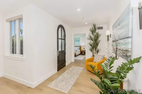 Entry Way - 478 Orange Ave, Coronado, CA 92118 photo 6 of 6
