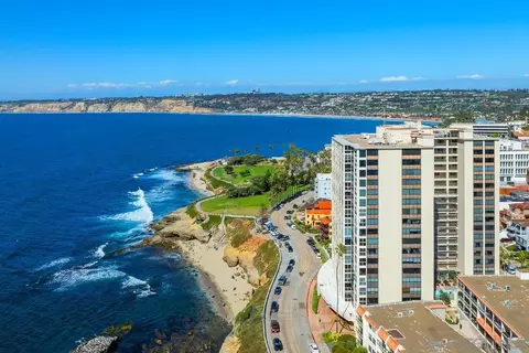 View/Area - 939 Coast #17D, La Jolla, CA 92037 photo 3 of 5