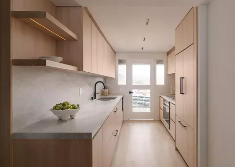 Kitchen - 939 Coast #17D, La Jolla, CA 92037 photo 1 of 2