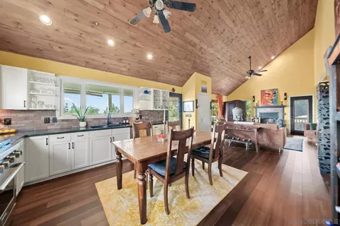 Kitchen - 5058 Acorn Patch Rd, Julian, CA 92036 photo 3 of 3