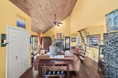Living - 5058 Acorn Patch Rd, Julian, CA 92036 photo 2 of 5