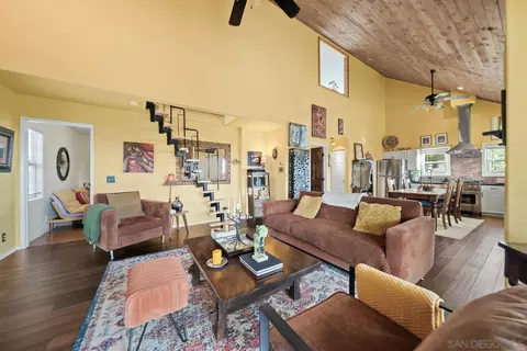 Living - 5058 Acorn Patch Rd, Julian, CA 92036 photo 5 of 5