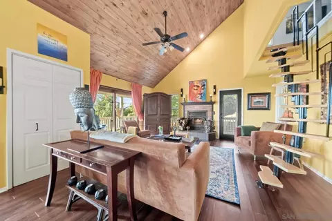 Living - 5058 Acorn Patch Rd, Julian, CA 92036 photo 3 of 5