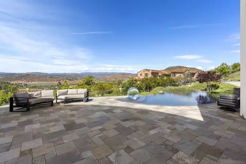 Exterior - 13220 Highlands Ranch Rd, Poway, CA 92064 photo 4 of 7