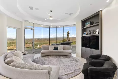 Living - 13220 Highlands Ranch Rd, Poway, CA 92064 photo 1 of 3