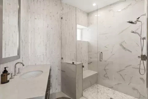 Bath - 13220 Highlands Ranch Rd, Poway, CA 92064 photo 6 of 6