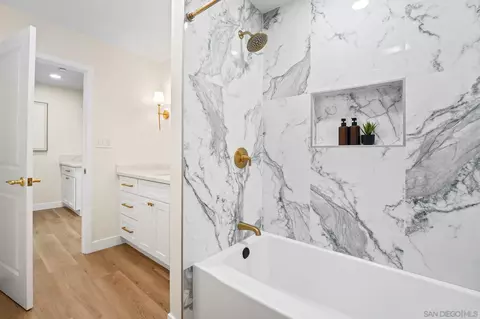 Bath - 336 Cadillac Cir, Oceanside, CA 92054 photo 3 of 3