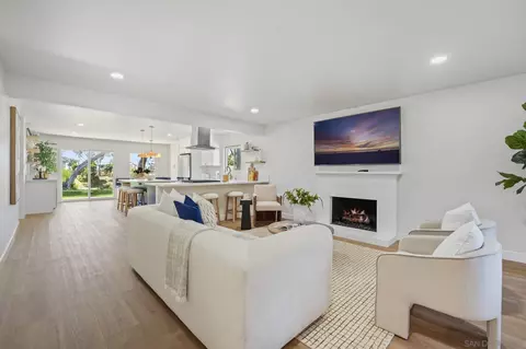 336 Cadillac Cir, Oceanside, CA 92054