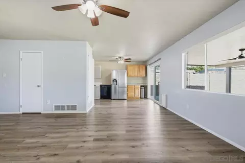 Living - 13147 Shenandoah Dr, Lakeside, CA 92040 photo 3 of 5