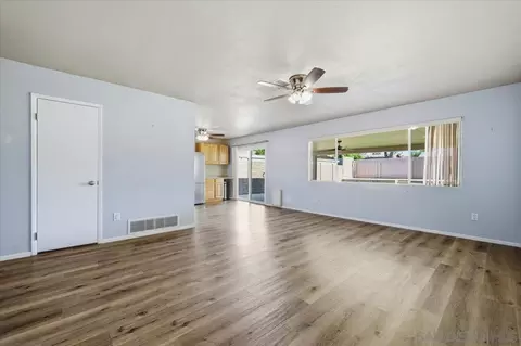 Living - 13147 Shenandoah Dr, Lakeside, CA 92040 photo 2 of 5