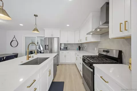 11131 Tyrolean Way, San Diego, CA 92126