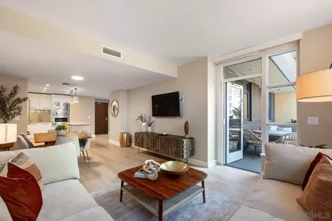 1325 Pacific Hwy #110, San Diego, CA 92101