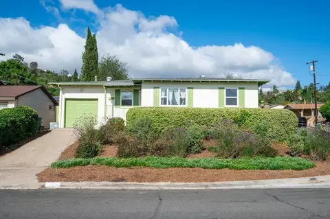 Exterior - 752 Hillsview, El Cajon, CA 92020 photo 2 of 8