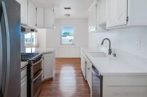 Kitchen - 752 Hillsview, El Cajon, CA 92020 photo 3 of 3