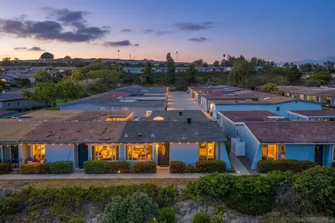3839 Vista Campana S UNIT 42, Oceanside, CA 92057