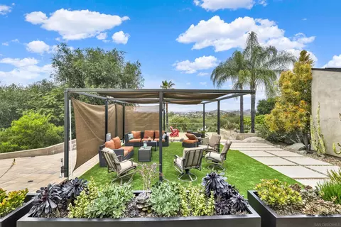 Exterior - 16117 Martincoit Rd, Poway, CA 92064 photo 15 of 22