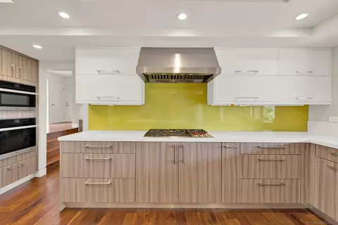 Kitchen - 16117 Martincoit Rd, Poway, CA 92064 photo 3 of 8