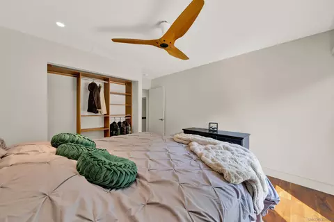 Bedroom - 16117 Martincoit Rd, Poway, CA 92064 photo 5 of 10