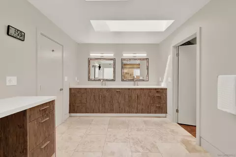 Bath - 16117 Martincoit Rd, Poway, CA 92064 photo 1 of 5