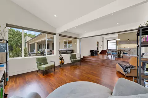 Living - 16117 Martincoit Rd, Poway, CA 92064 photo 2 of 6