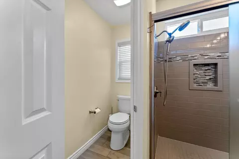 Bath - 257 Brookview, Santee, CA 92071 photo 2 of 3