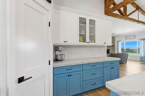 Kitchen - 428 Washington St, Ramona, CA 92065 photo 6 of 6