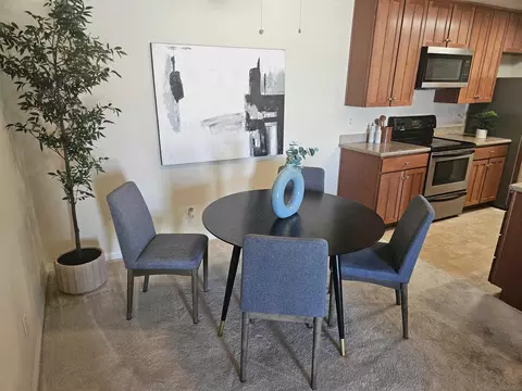 Dining - 180 Chambers #21, El Cajon, CA 92020 photo 1 of 2