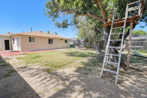 Exterior - 1430 Marshall St, Oceanside, CA 92054 photo 6 of 6