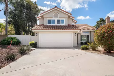 1865 Ithaca Dr, Vista, CA 92081