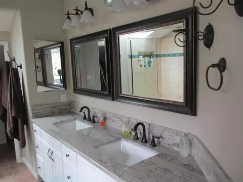 Bath - 5013 Chalet Dr, Oceanside, CA 92057 photo 2 of 2