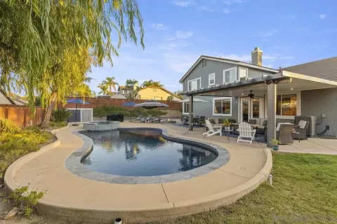 Exterior - 424 Hidden Trails Rd, Escondido, CA 92027 photo 3 of 5