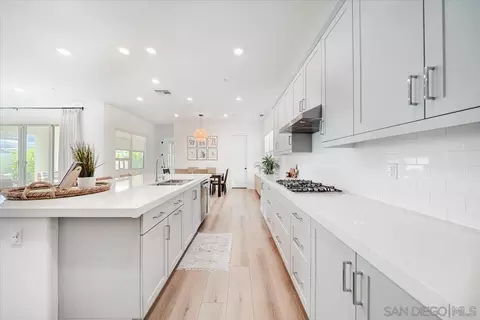 Kitchen - 691 Westbrook Loop, San Marcos, CA 92078 photo 3 of 5
