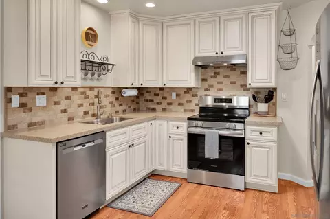 Kitchen - 13447 Orange Blossom Ln, Poway, CA 92064 photo 3 of 3