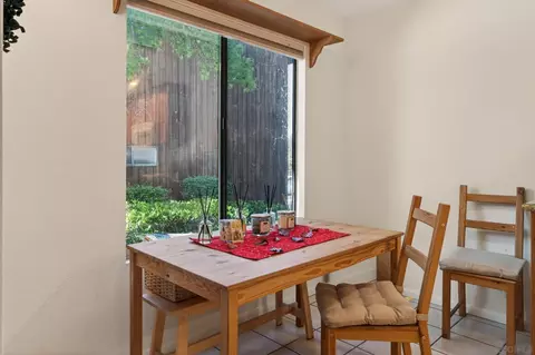 Dining - 2157 Arnold #201, Alpine, CA 91901 photo 1 of 1