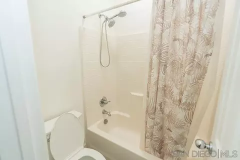 Bath - 964 Teatro, El Cajon, CA 92021 photo 2 of 2