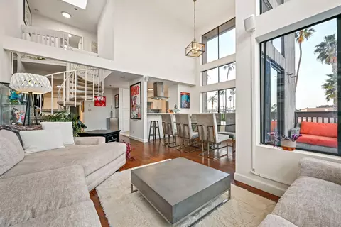 881 Thomas Ave #21, San Diego, CA 92109