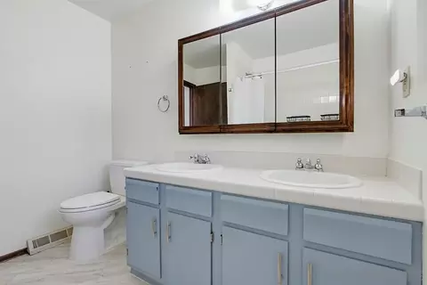 Bath - 14475 Pebble Cyn, Poway, CA 92064 photo 3 of 5